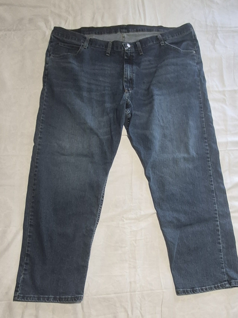 Wrangler® Men's Star Premium Denim Comfort Stretch Relaxed Fit Jean, 48 × 30